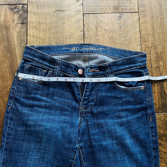 Old Navy The Sweetheart Low Rise Flare Bottom Medium Wash Jeans - Picture 7 of 12